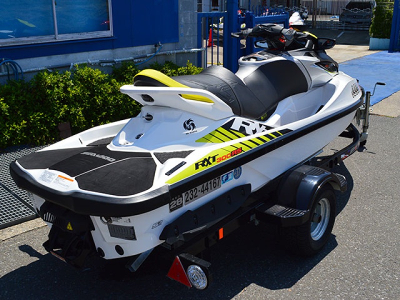 エンジンなし船体のみ] シードゥ RXT-X 300 '17 [書類あり] S516