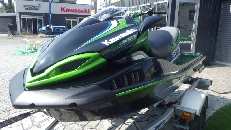 ジェットスキーマフラー kawasaki ウルトラ300 直管 sanchezarellano.com