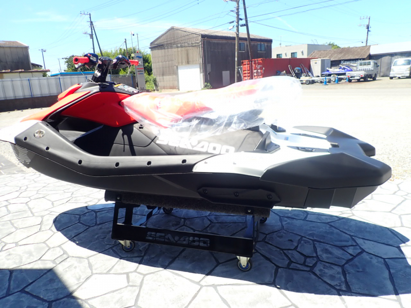 シードゥ SPARK 3UP iBR TRIXX 2025モデル☆ドラゴンレッド