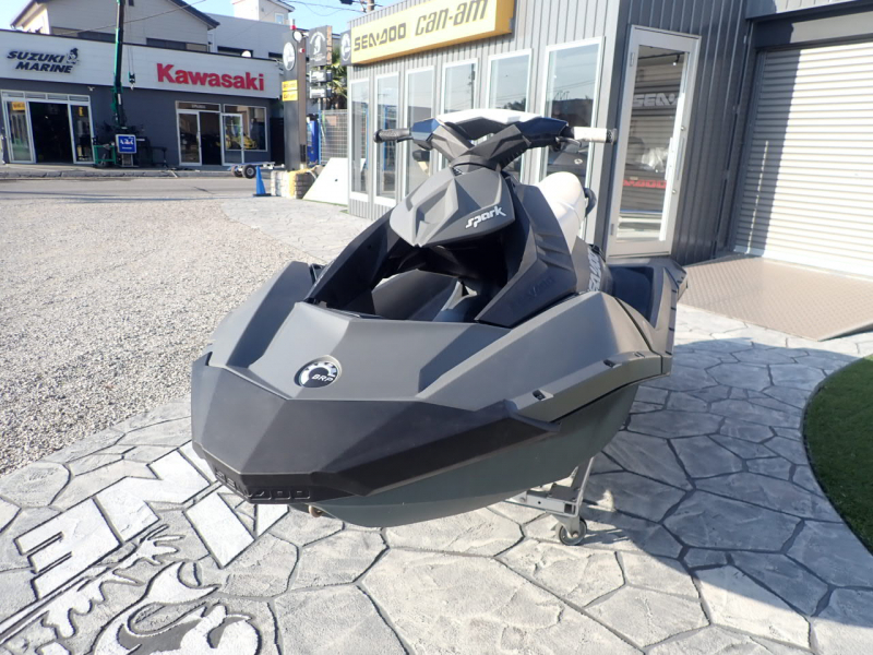 シードゥ SPARK 3-UP エンジン極上艇☆