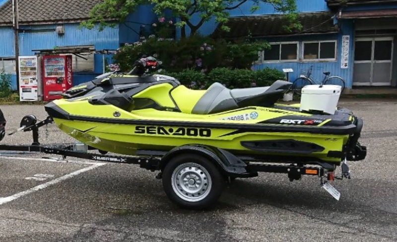 シードゥ RXT-X 300 RS トレーラー付 委託艇 中古艇・新艇
